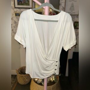 🖤Soft Surroundings White Blouse with Button Detail